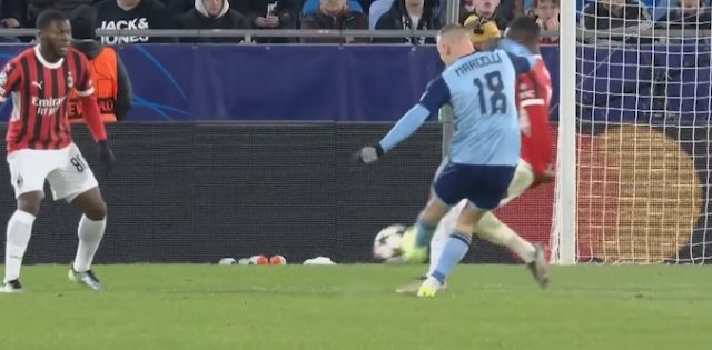 欧冠今日最佳进球，哪个你觉得更精彩