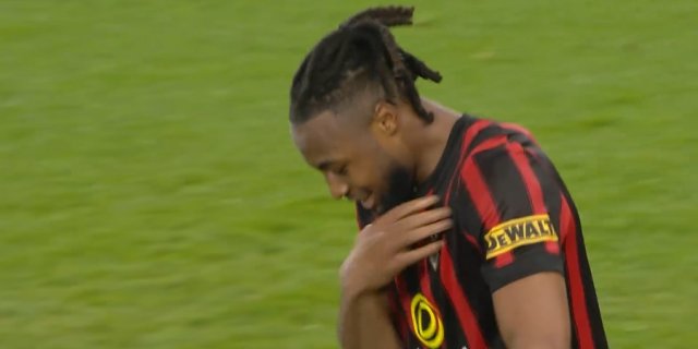 左右开弓无逆足，伯恩茅斯真大腿