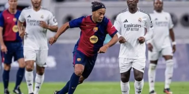 国家德比元老赛，小罗圆月弯刀再现