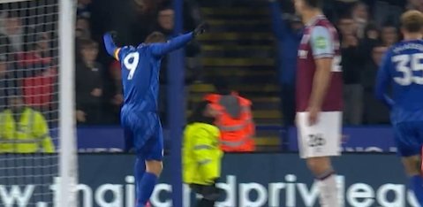 37岁的老将瓦尔迪2分钟闪击，攻入赛季第5球