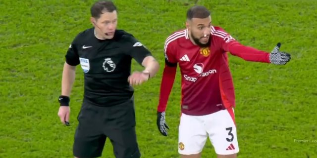 《请欣赏 出糗型门将》