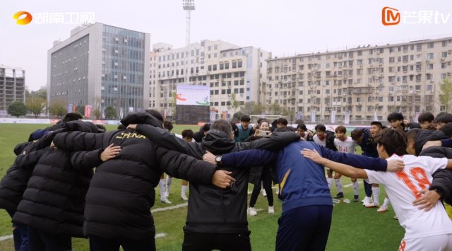 以拼搏定义青春！青少年三大球运动会的美好瞬间！